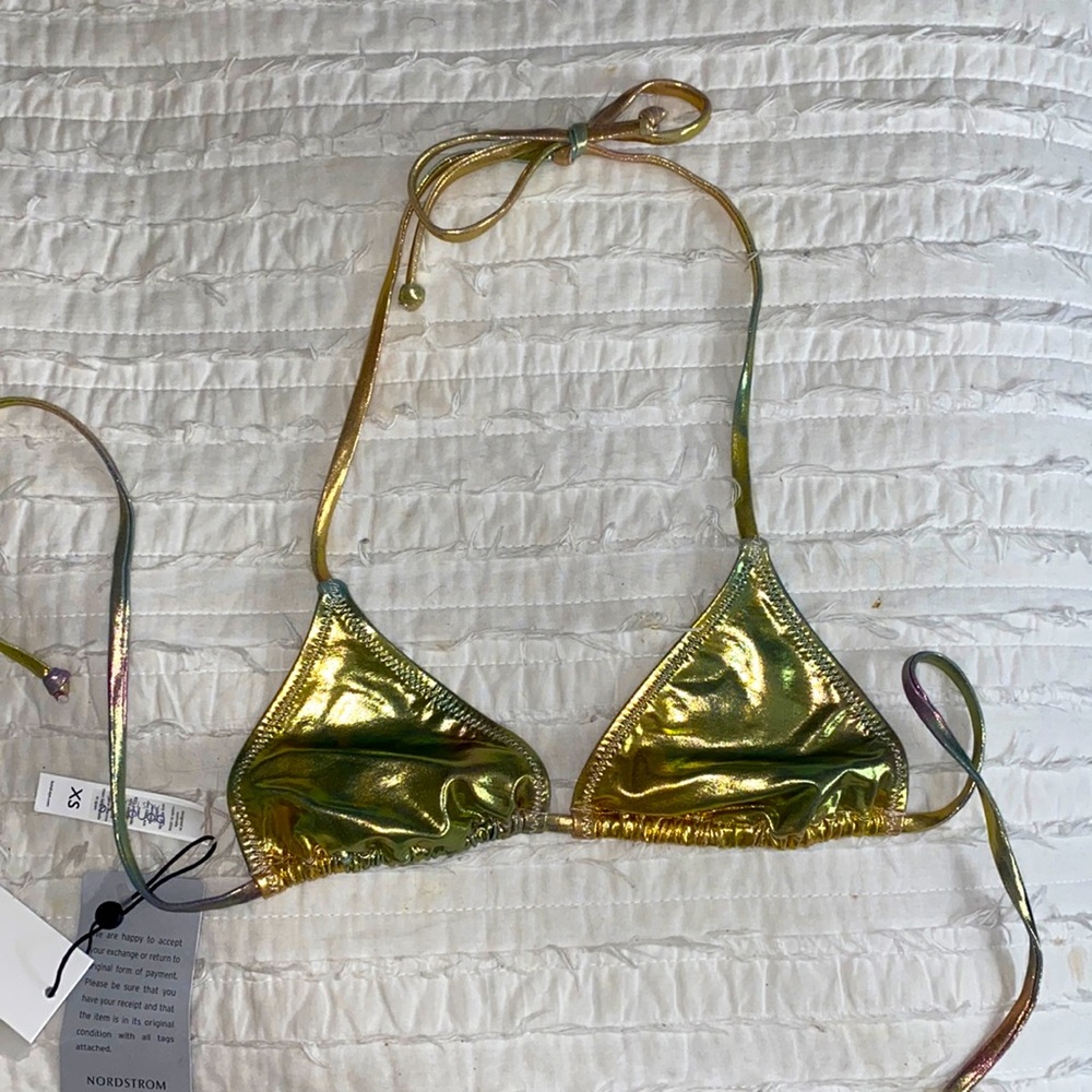 Bond eye bikini top